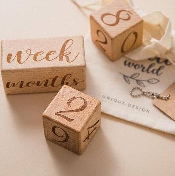 Set of 3 engraved wooden baby calendar