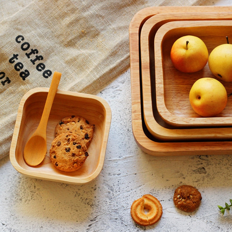 Square wooden salad bowls