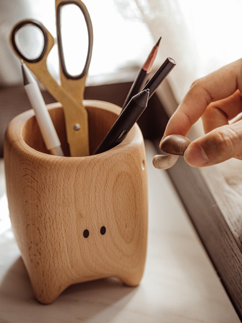 Wooden tableware holder or pen holder