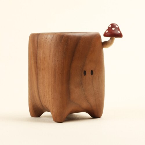 Wooden tableware holder or pen holder