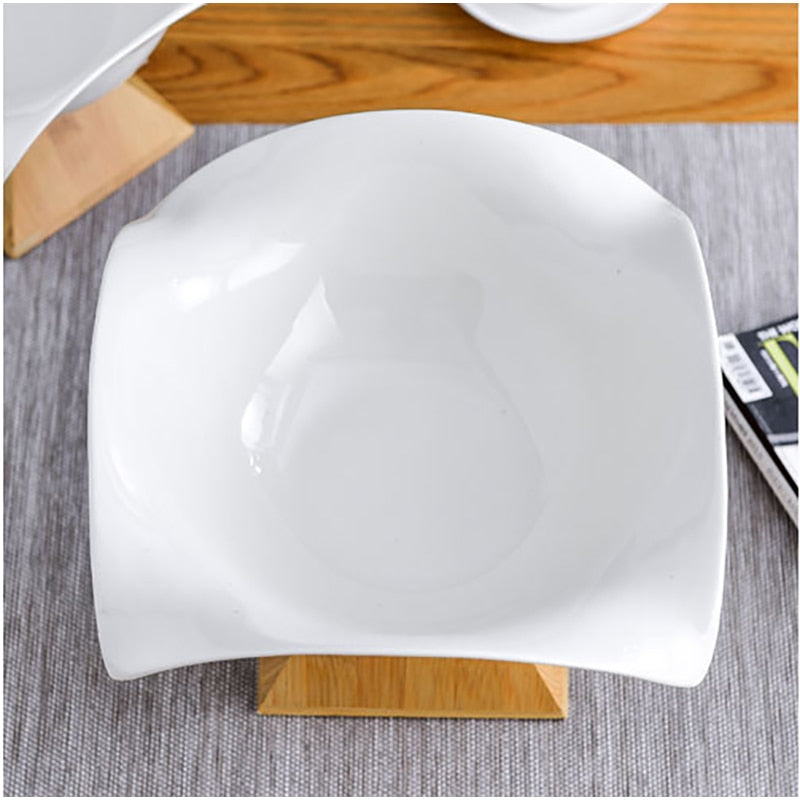 Ceramic bowl with bamboo base