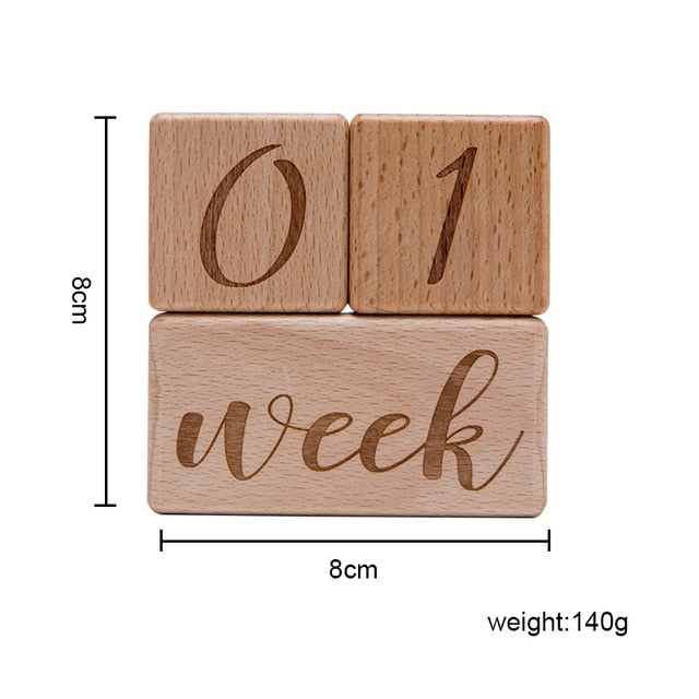 Set of 3 engraved wooden baby calendar